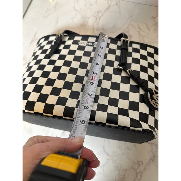 Michael Kors checkerboard small jet set travel tote handbag leather - Picture 9 of 11